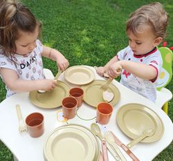 Vajilla cocinitas servicio para 4 niños